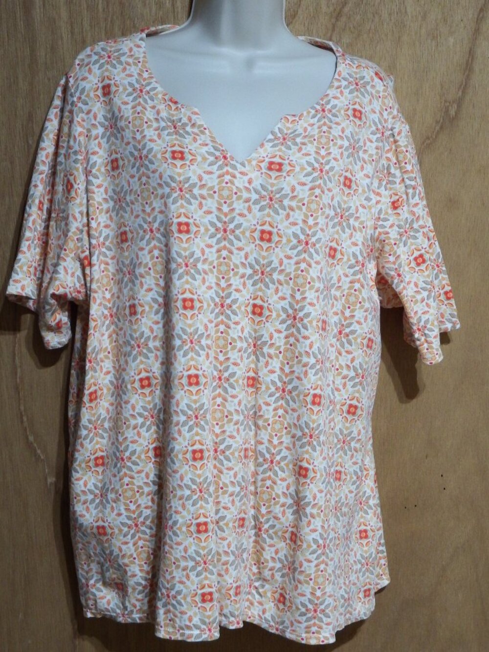 Women's colorful t-shirt, short sleeve, Size 1X